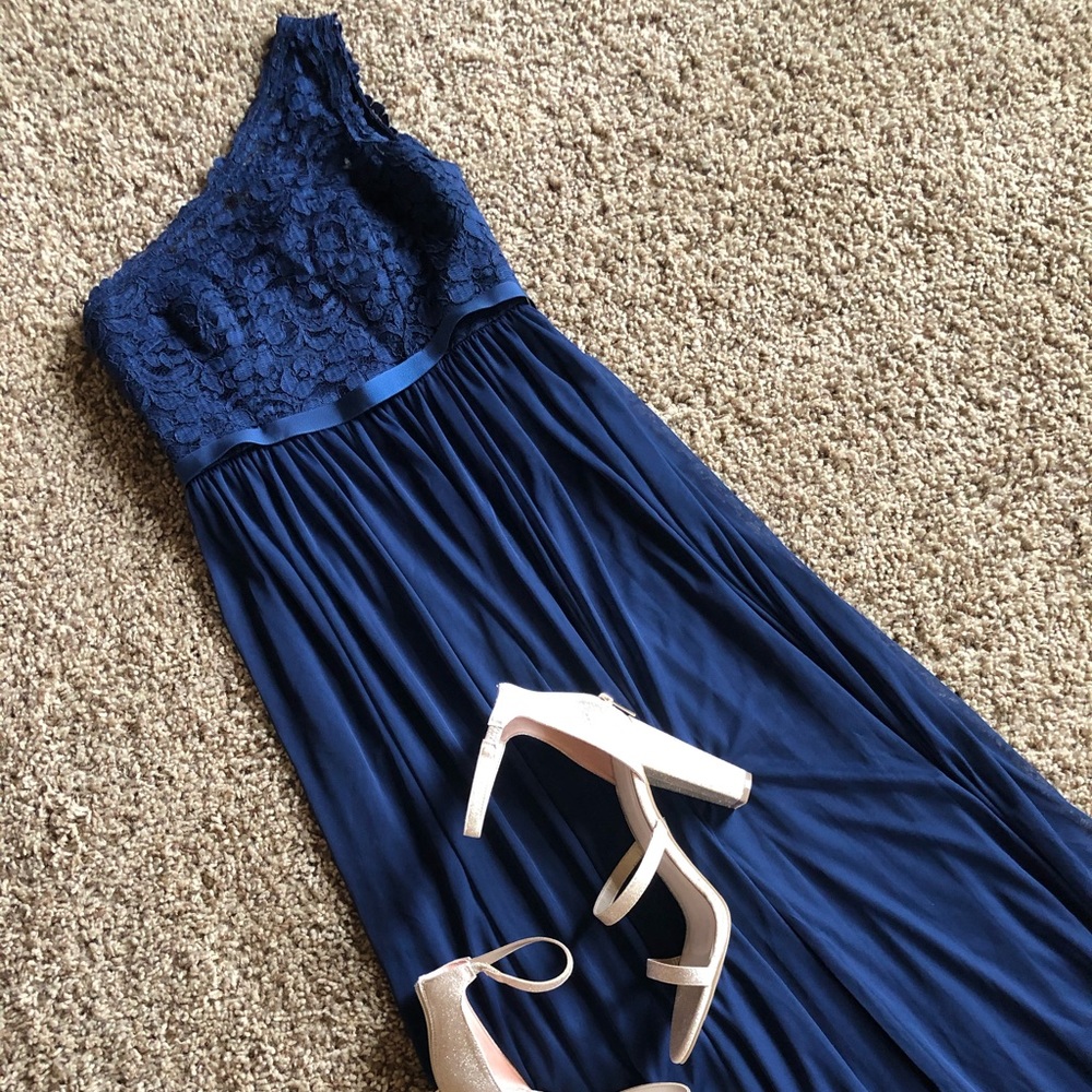 David’s bridal one shoulder bridesmaid dress